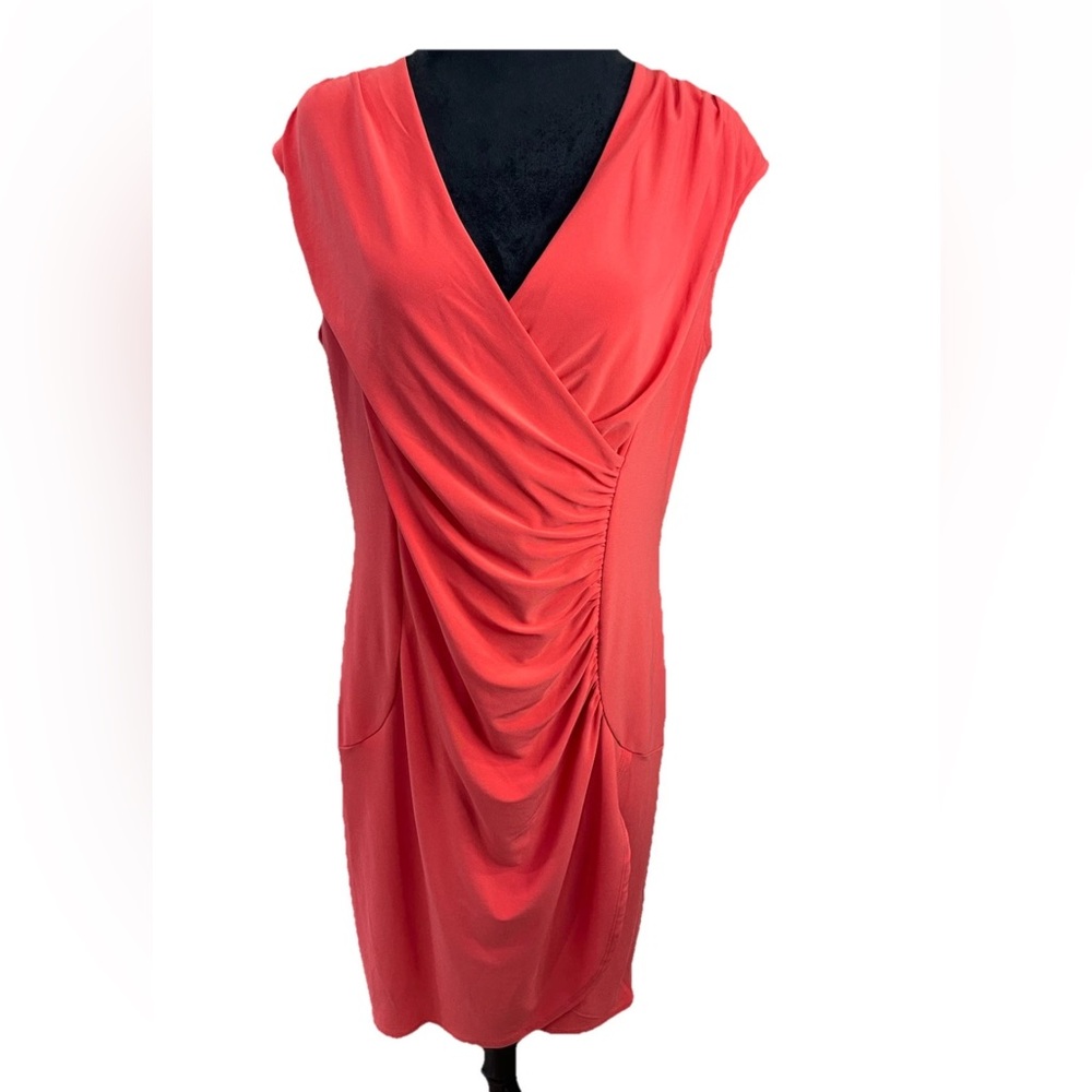 Dana Buchman coral sleeveless ladies‎ dress size Large summer ruched midsection